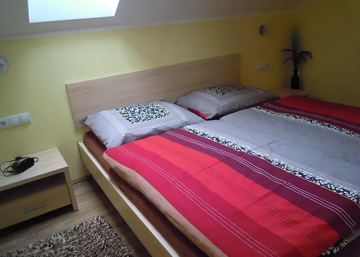 Lackner-krabath شقة